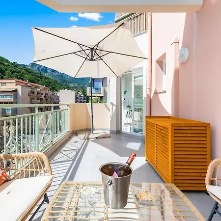 Bel Climatise Avec Terrasse Et Piscine