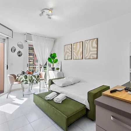 Bel Climatise Avec Terrasse Et Piscine Apartment *