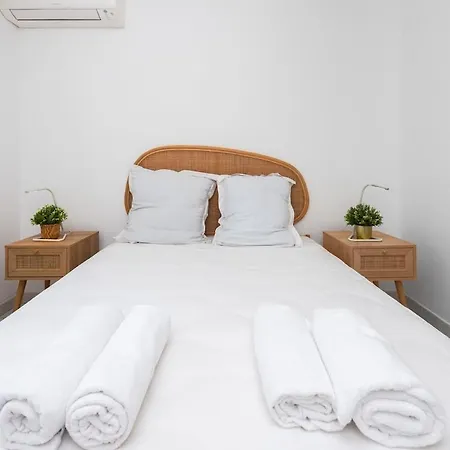 Apartment Bel Climatise Avec Terrasse Et Piscine